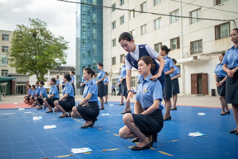 没考上高中，上兰州铁路中专学校好不好？